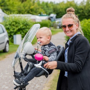 Op de fiets met dreumes