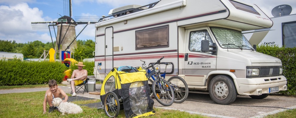 Luxe camperplaats uitzicht molen_klein.jpg